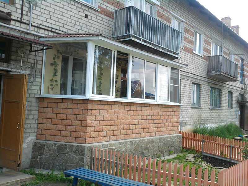 Прибудова балкона на 1 поверсі